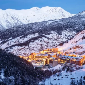 ANDORRA EXPLORACIÓN INVERNAL: Viaje a la Nieve y Montañas para Grupos - Sabado 27 diciembre 2025